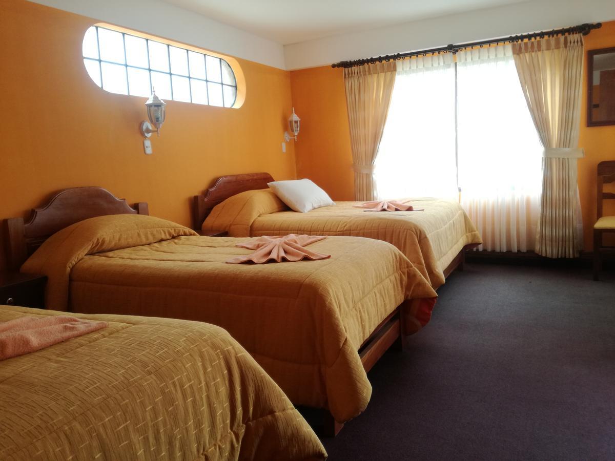 Hotel Utama Copacabana  Extérieur photo